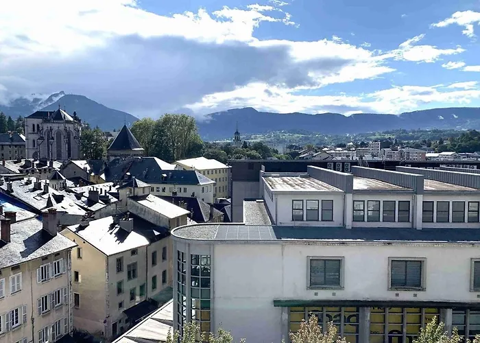 Provence アパート